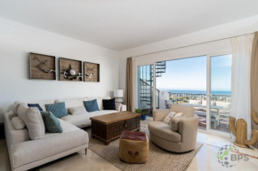 Penthouse on golf with incredibles views 613